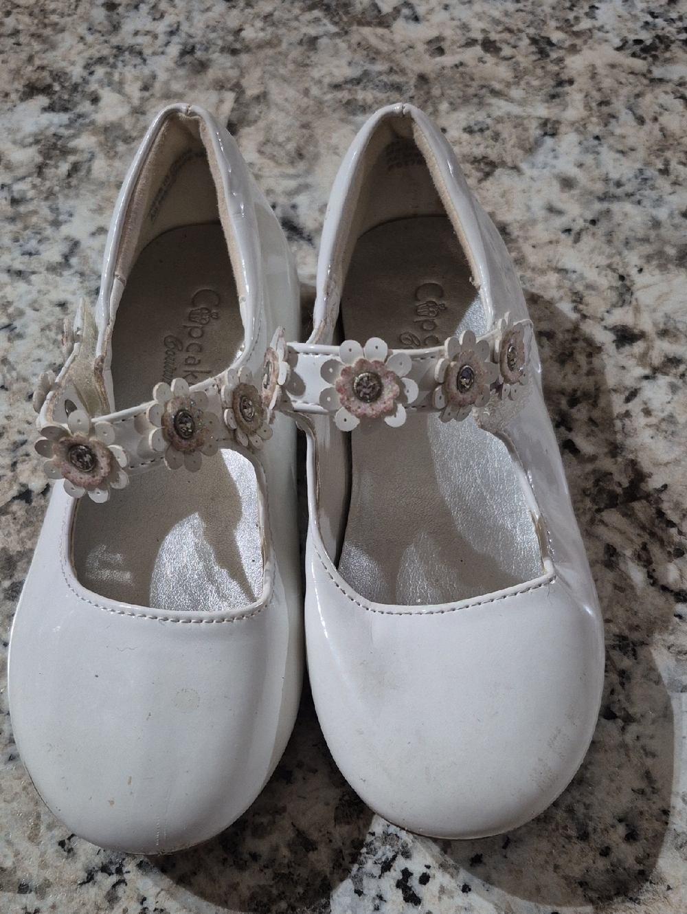 Girls White Floral Strap Dress Shoes - Cute Mary Jane Style